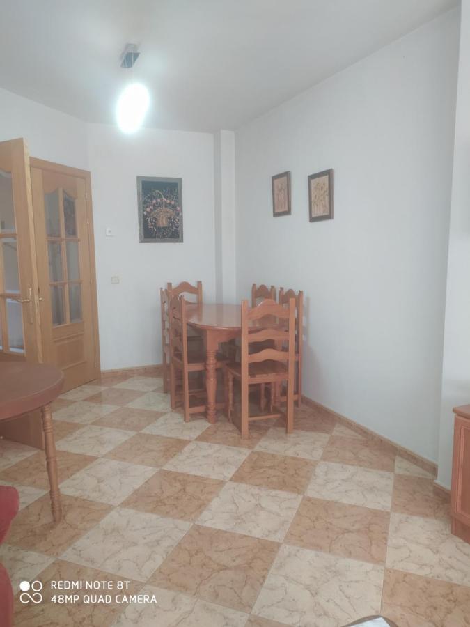 Vivienda Centrica En Las Navas Las Navas del Marqués Eksteriør billede